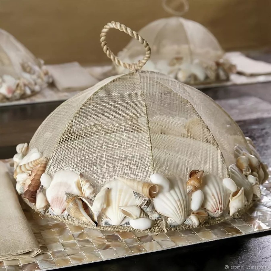 Декор из ракушек