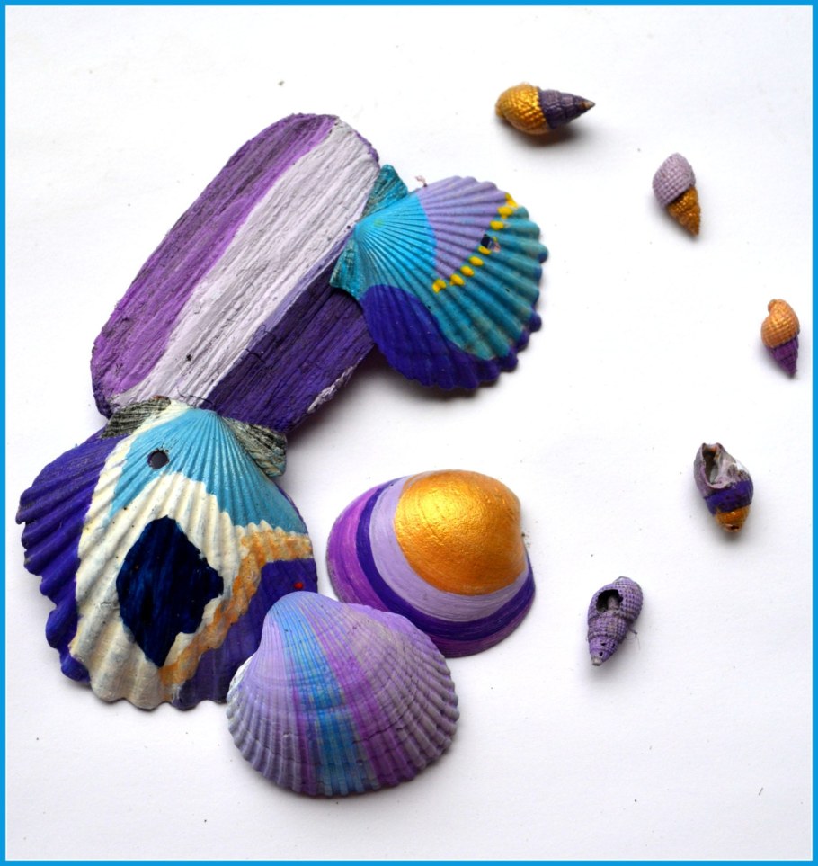 Поделки из крашеных ракушек