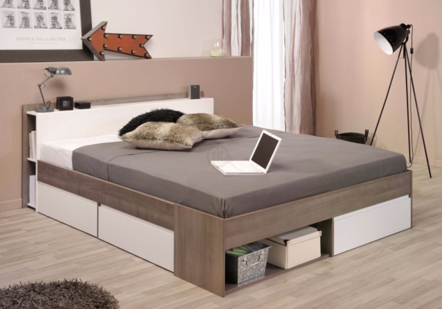 Кровать двуспальная с выдвижными ящиками