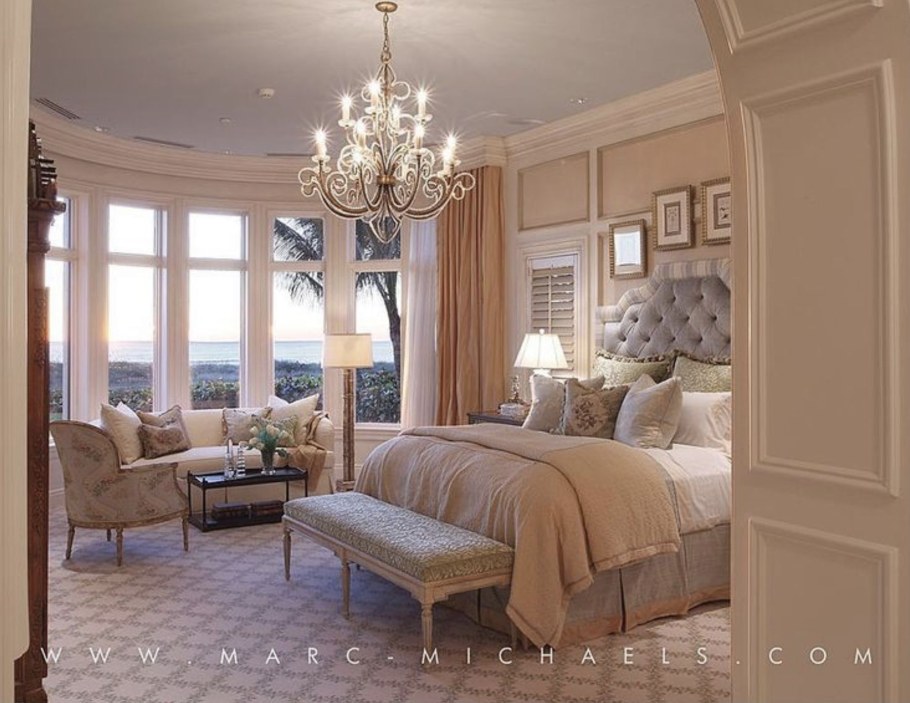 Спальня с эркером современная классика