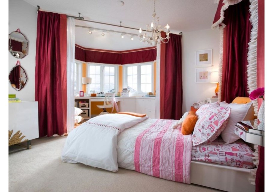 Спальня с эркерным окном