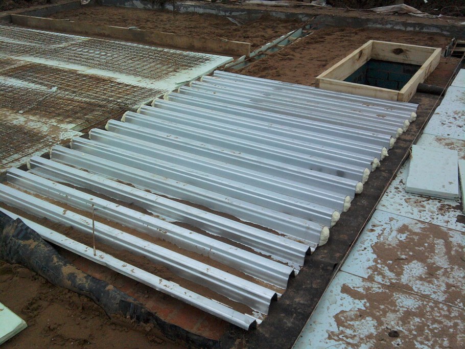 Плита по профнастилу н75