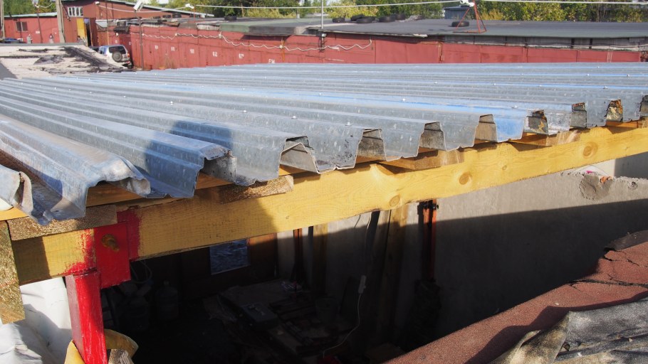 Плоская кровля из профлиста h75