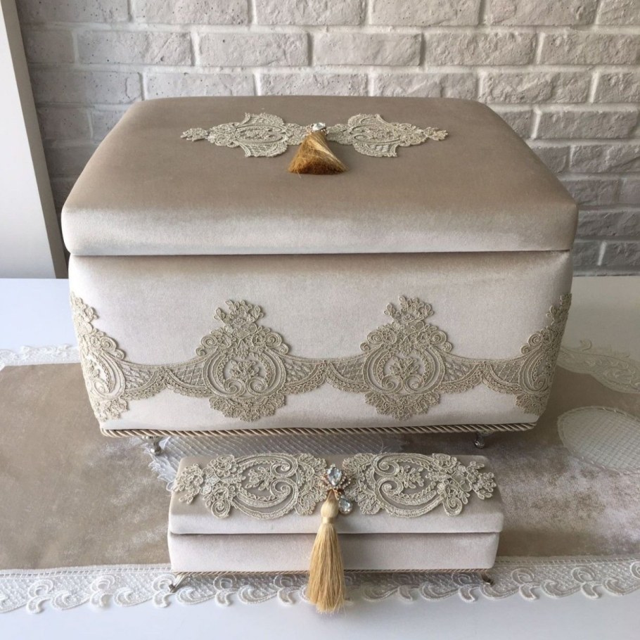 Свадебный сундук для приданного