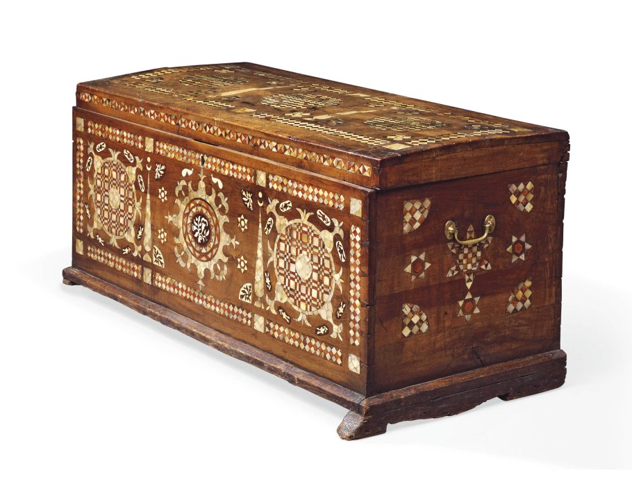 Индийский сундук
