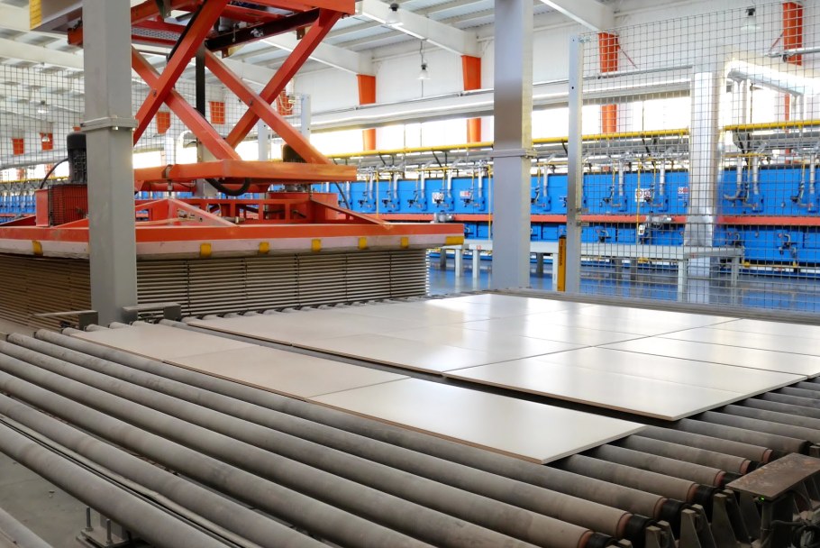 Завод по производству керамической плитки