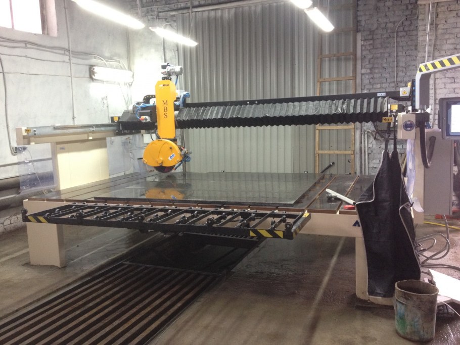 Распиловочный станок для гранита Промаш 2000