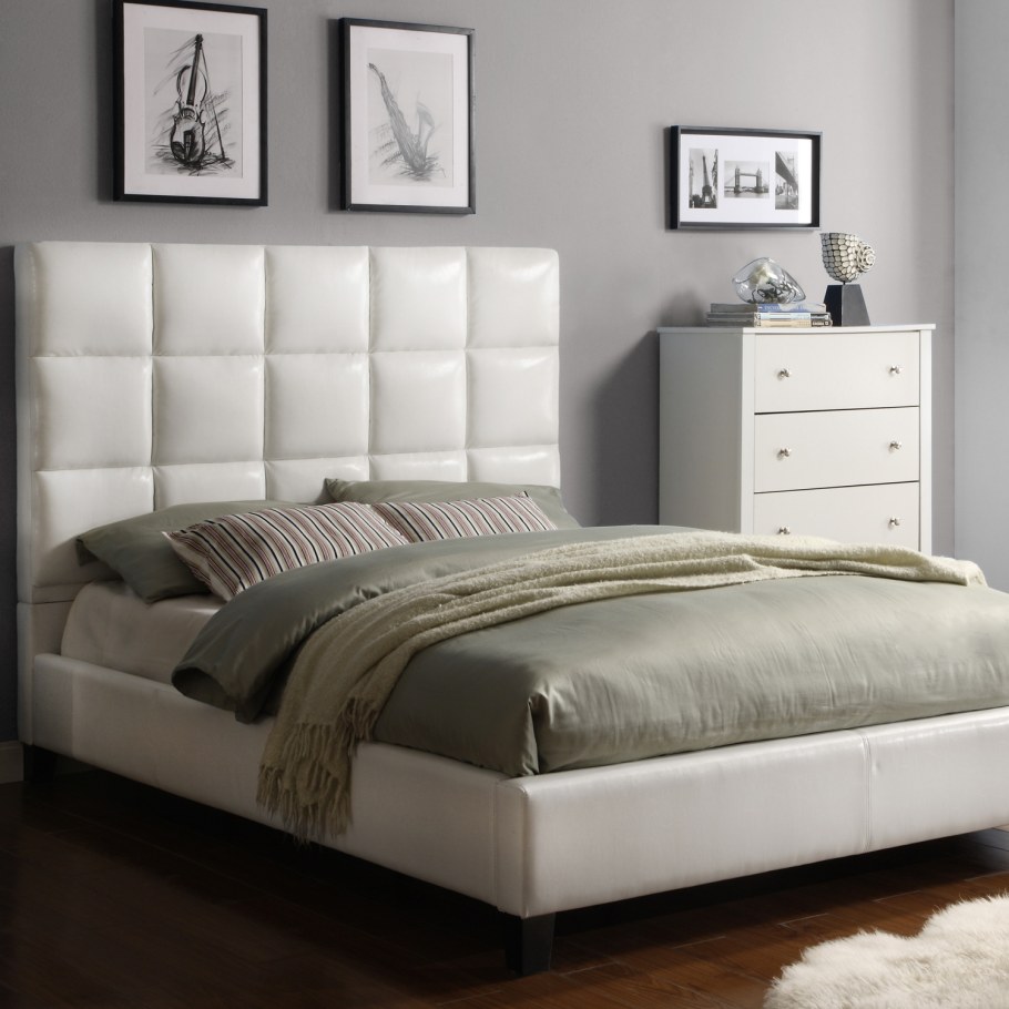 Кровать Кинг сайз белая