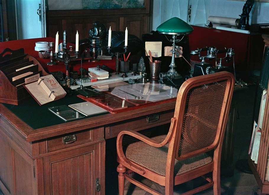 Сталинский стол