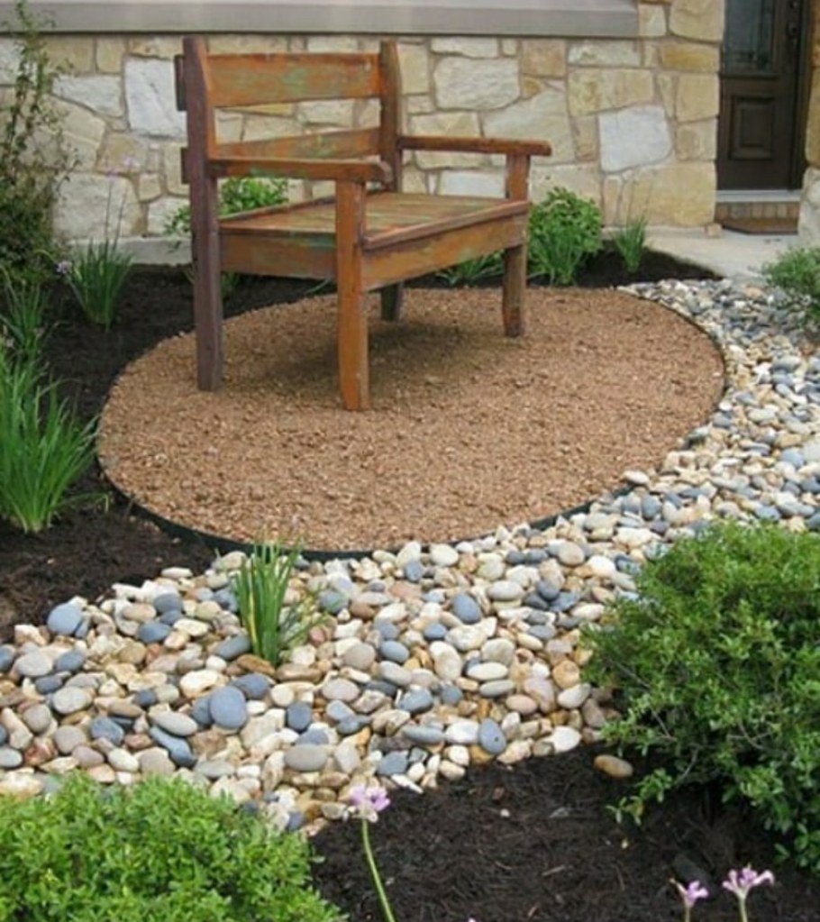 Зонирование дачного участка Галькой