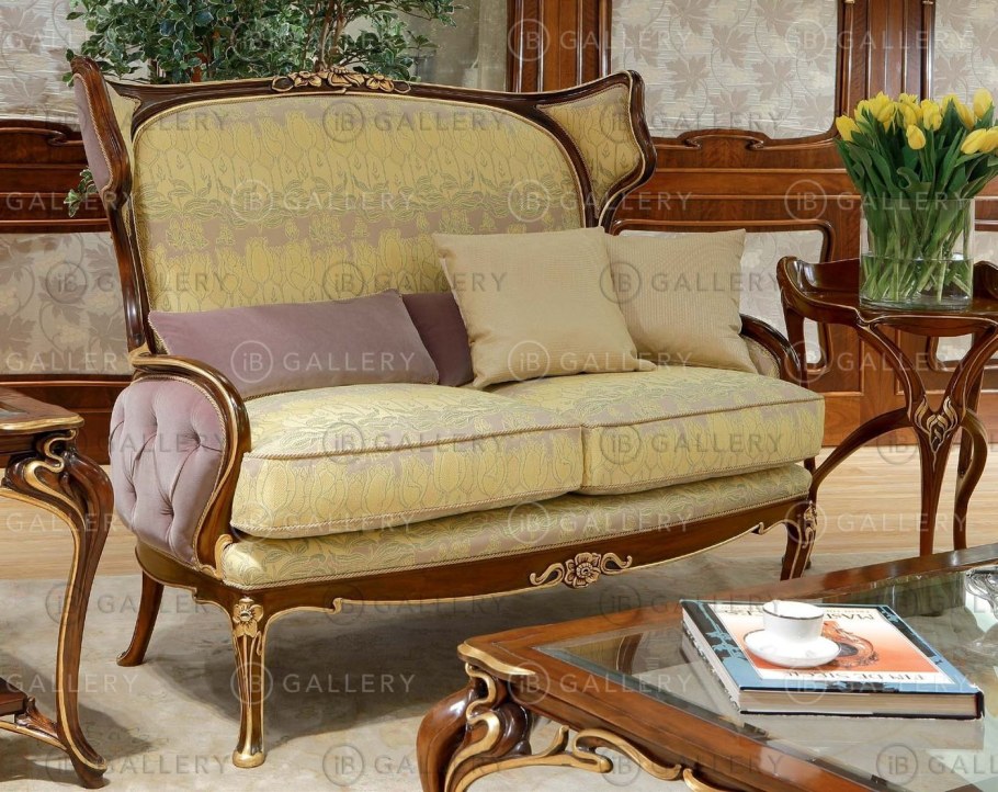 Medea Liberty Sofa
