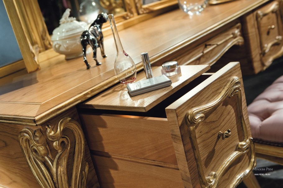 Туалетный столик Медея