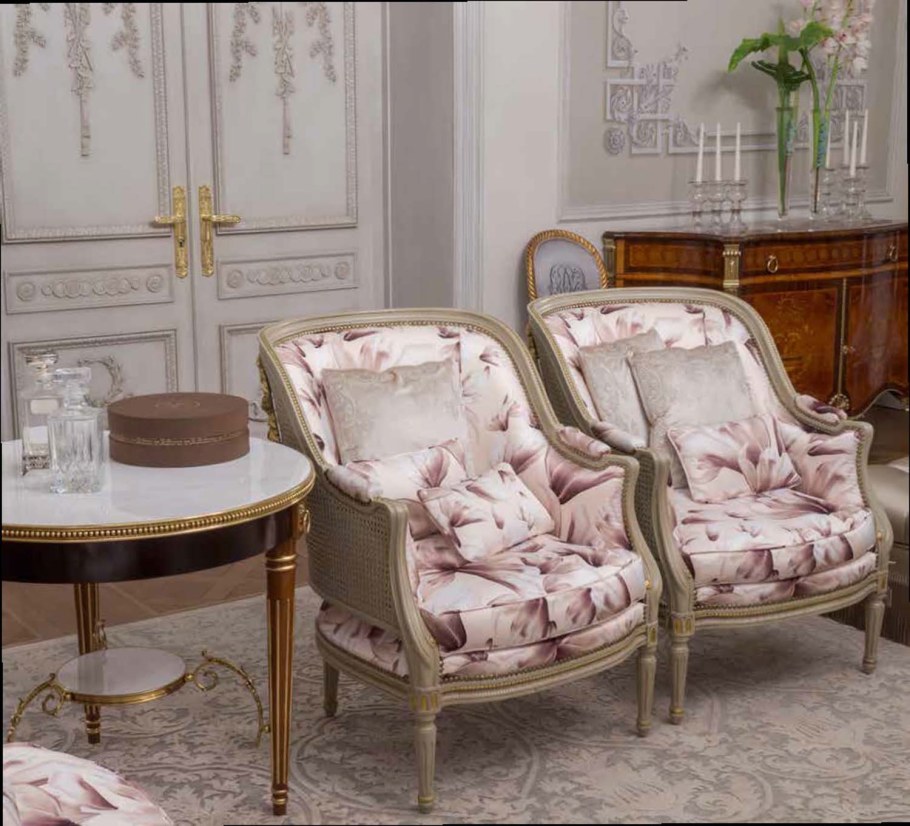 Итальянские кресла Медеа