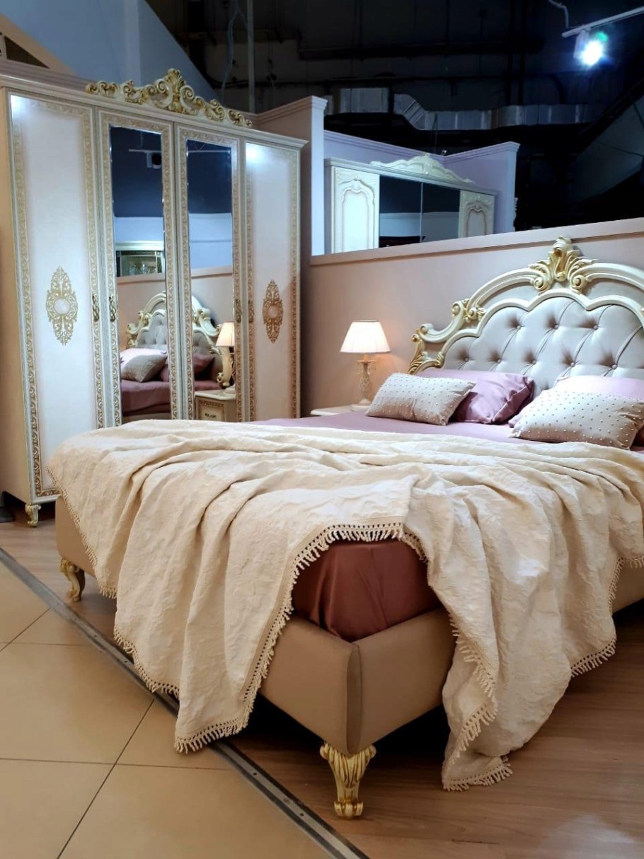 Спальня Медея