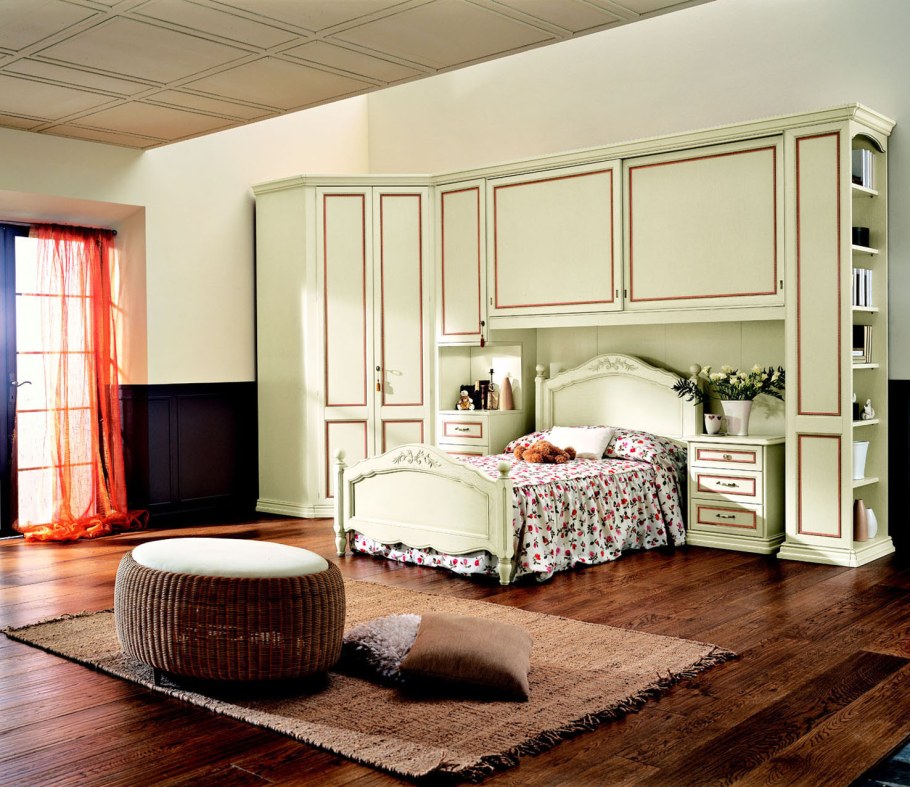 Шкаф-стенка Италия ф-ка Venier мод.Meridiani