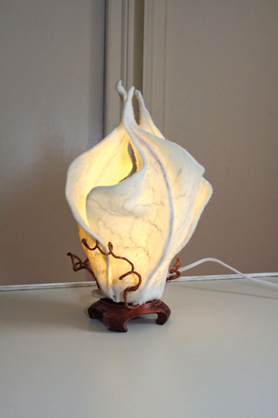 Валяный светильник