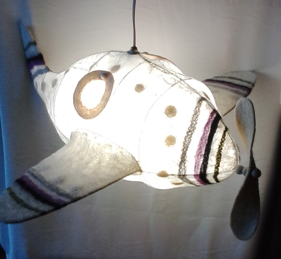 Валяние светильников из шерсти