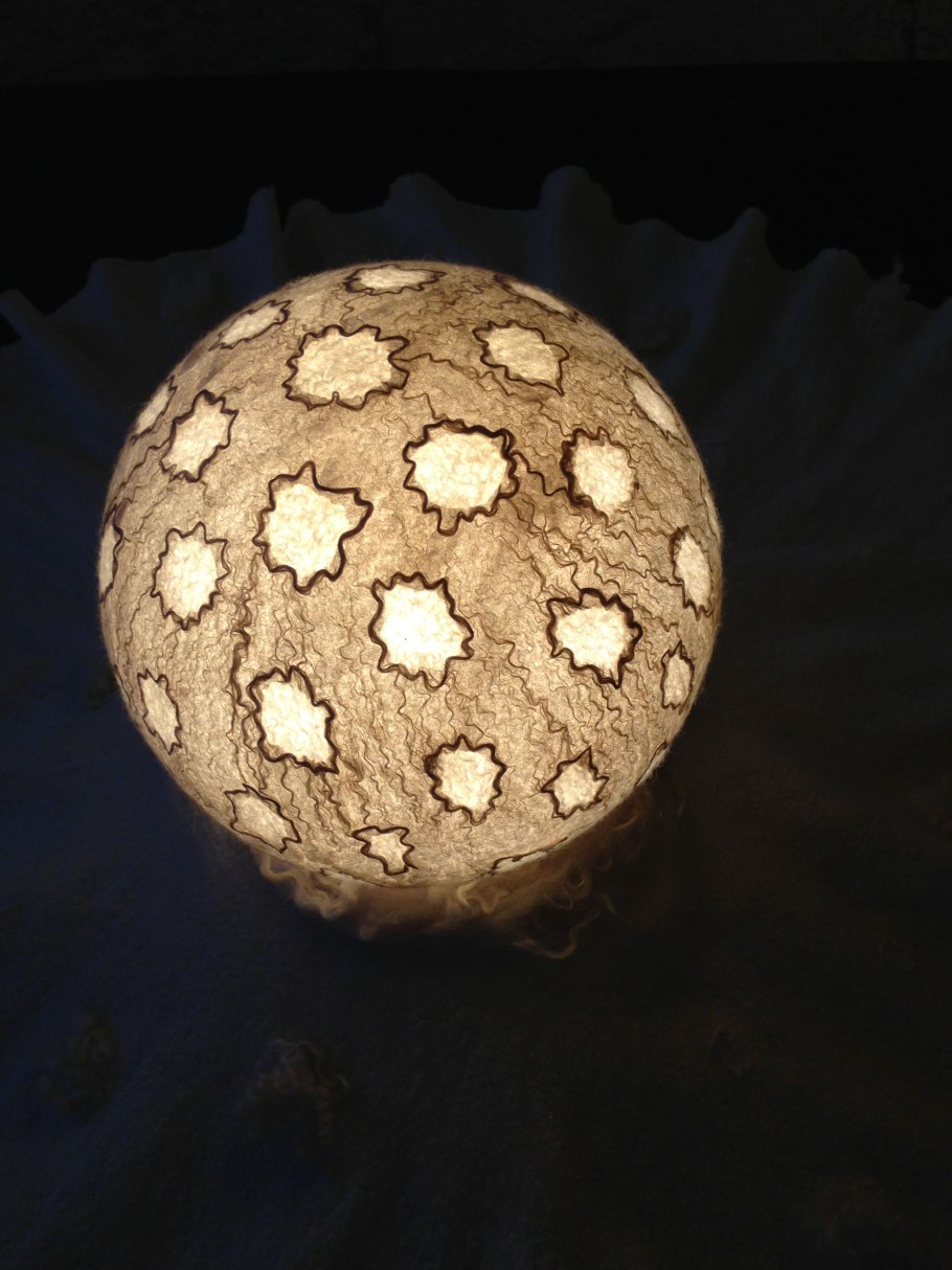 Войлок и свет