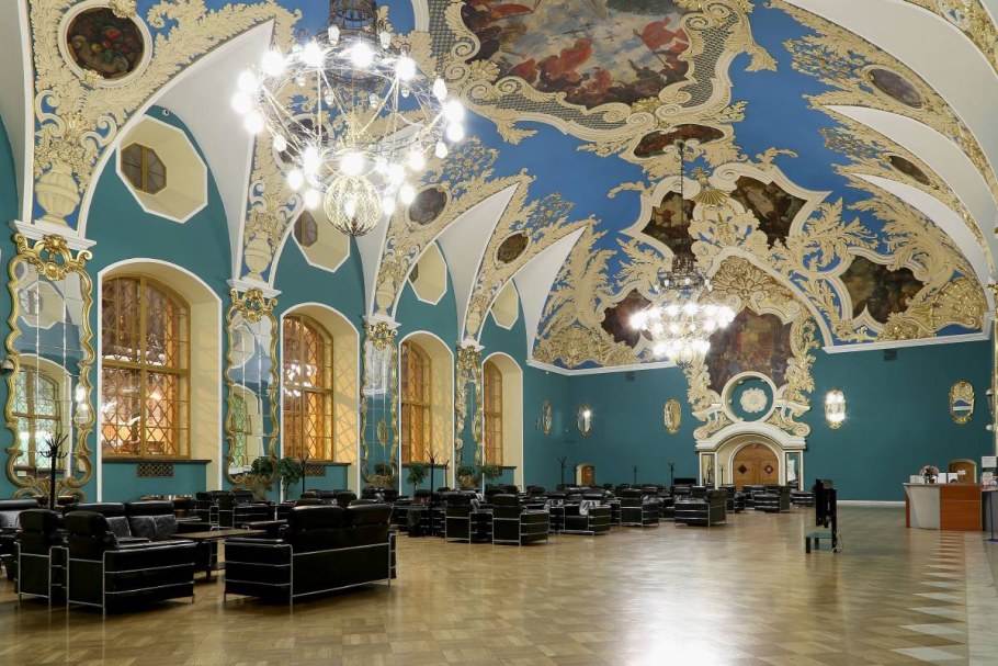 Казанский вокзал зал