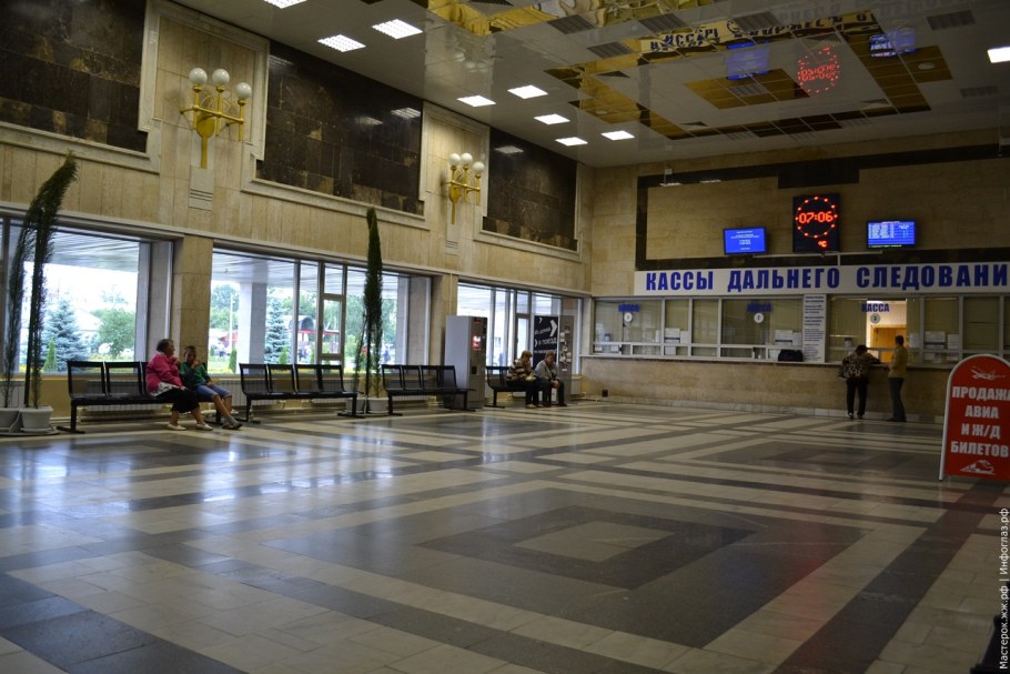 Вокзал старый Оскол внутри