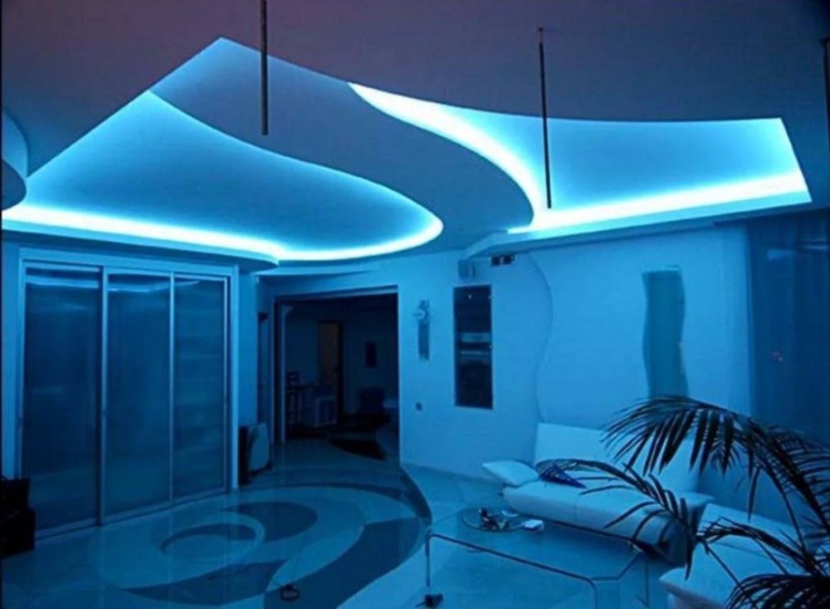 Потолок с подсветкой