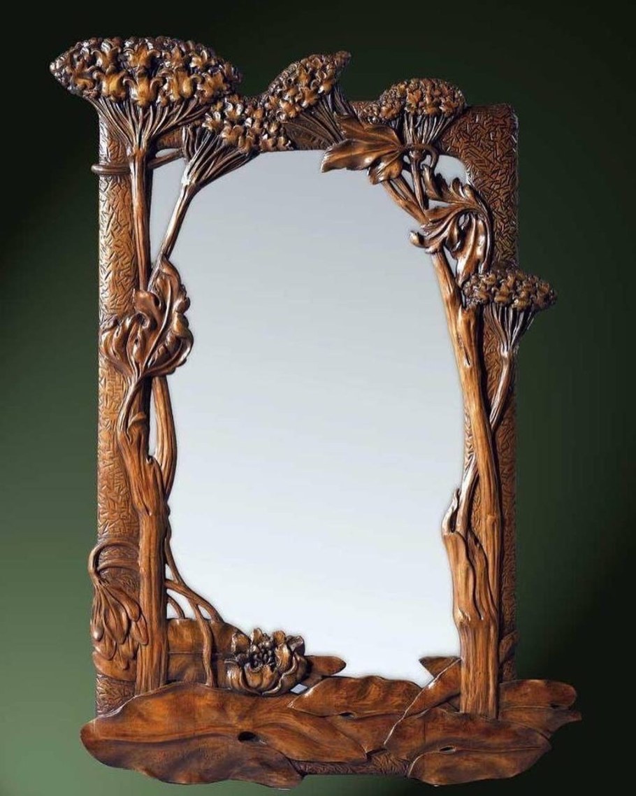 Резные рамы для зеркал из дерева