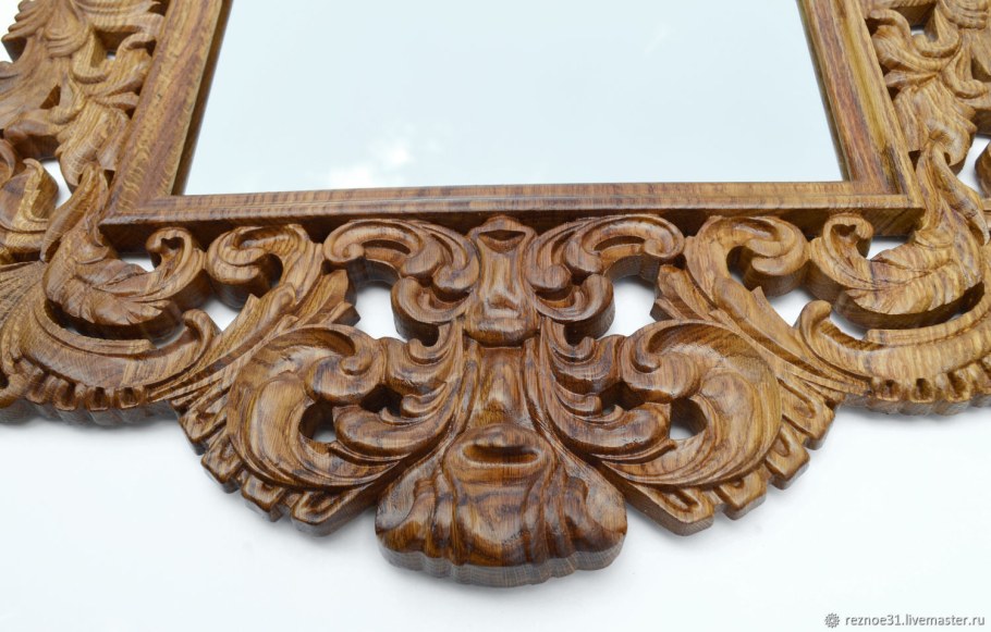 Рамы резные деревянные