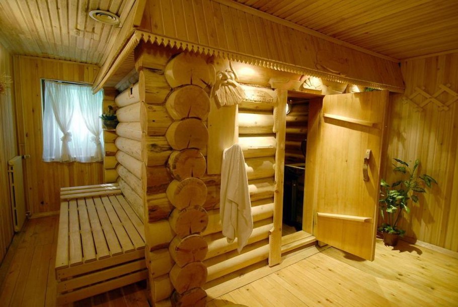 Баня из бревна внутри