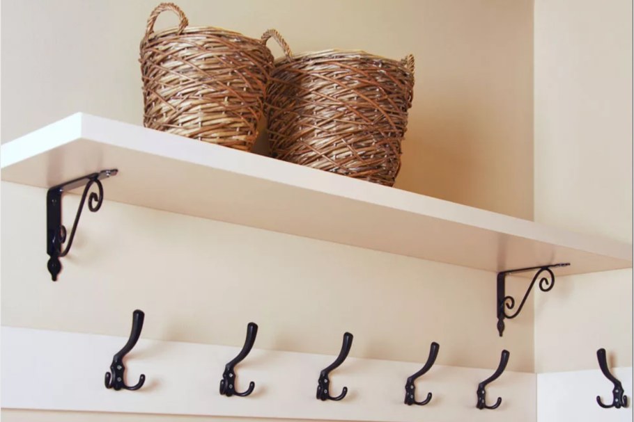 Крепления для подвесных полок