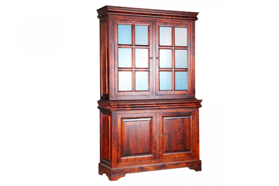 Витрина "Луи Филипп" МО 28.04