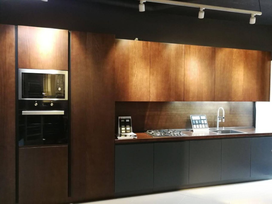 Атлас Люкс американский орех шпон