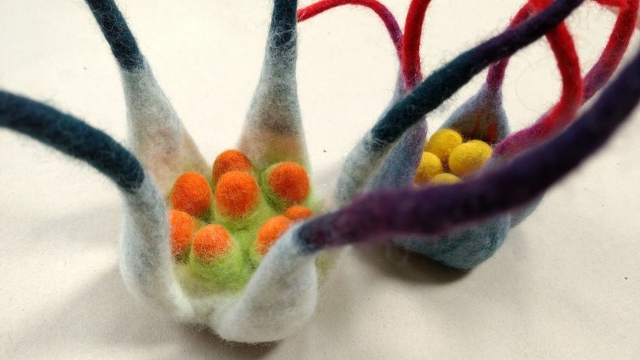 Космос своими руками из Войлока