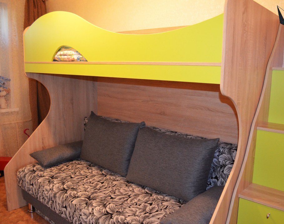 Сверху кровать снизу диван