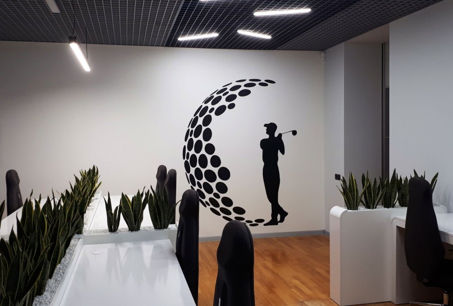 Декор стен в офисе