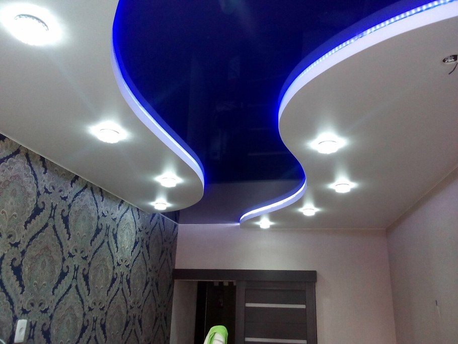 Двухъярусные натяжные потолки