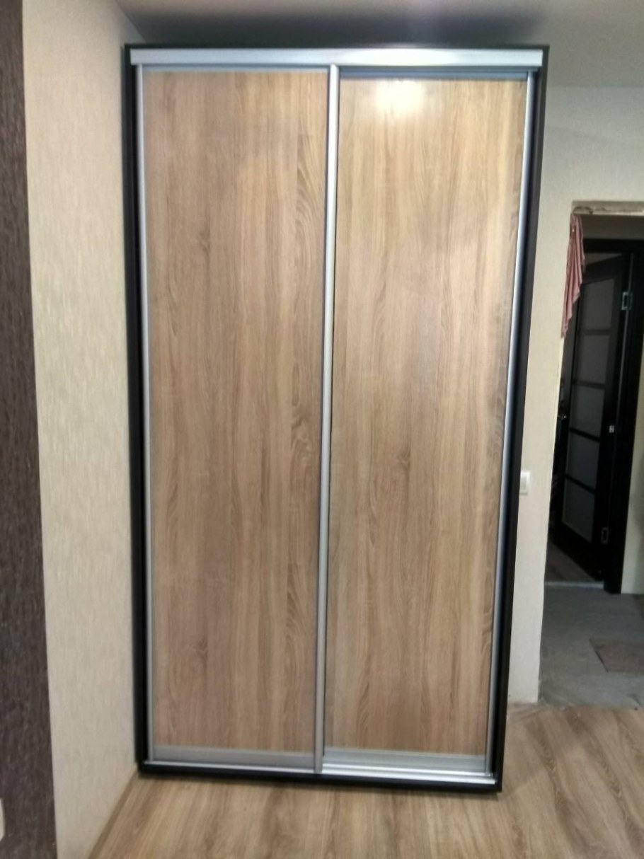 Шкаф купе дуб сонома профиль серебро