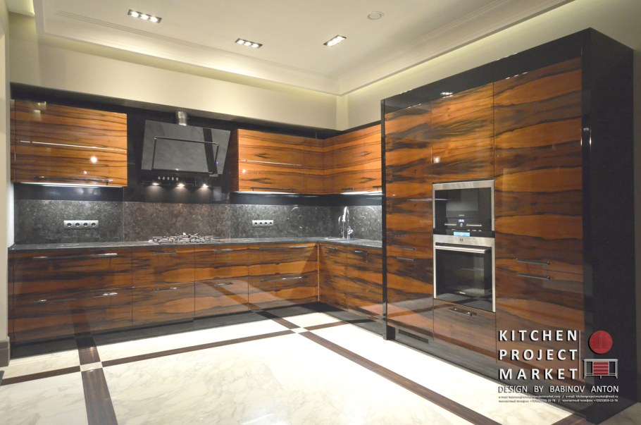 Тинео дерево