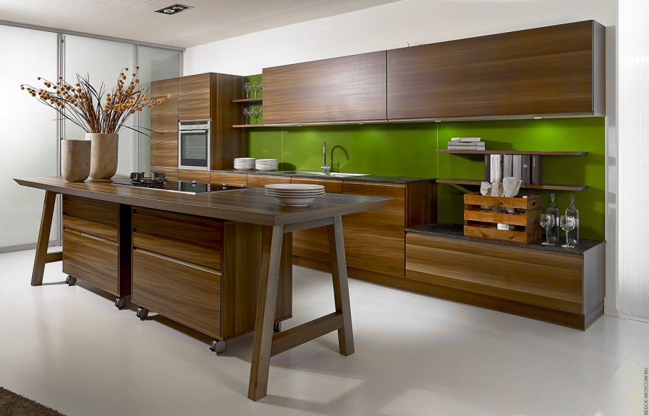 Джулия Новарс зебрано