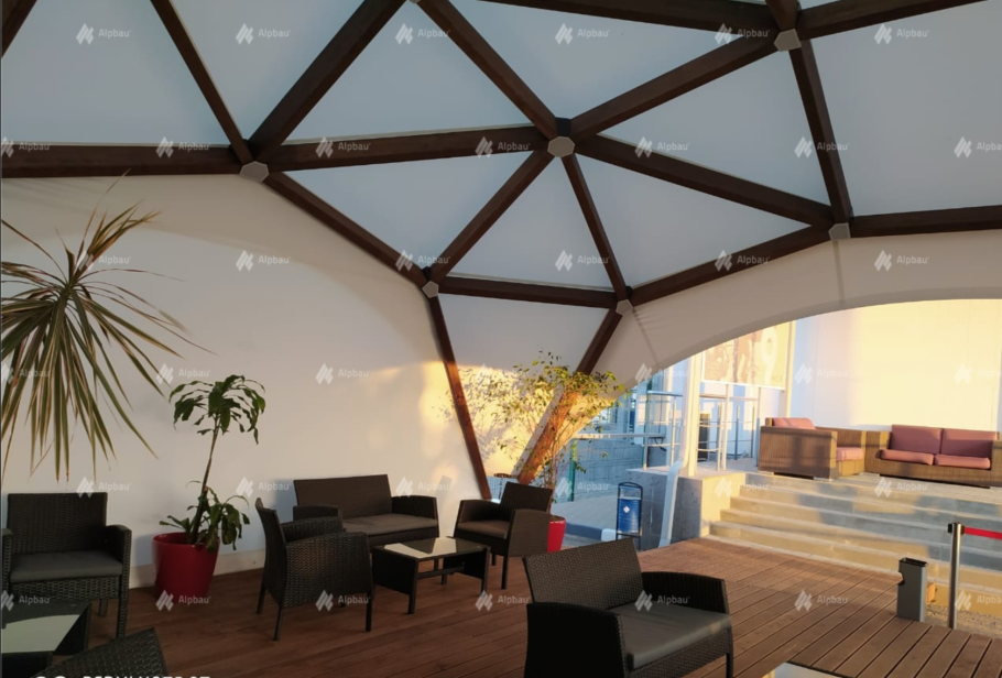 Деревянный шатер Alpbau Квадросфера