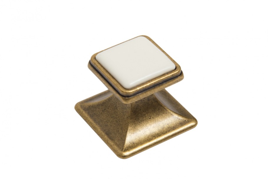 Мебельная ручка Chloe rc115baz.4/w