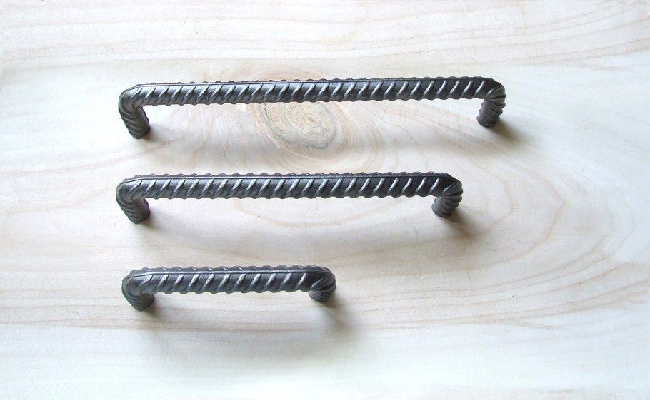 Ручка скоба из арматуры