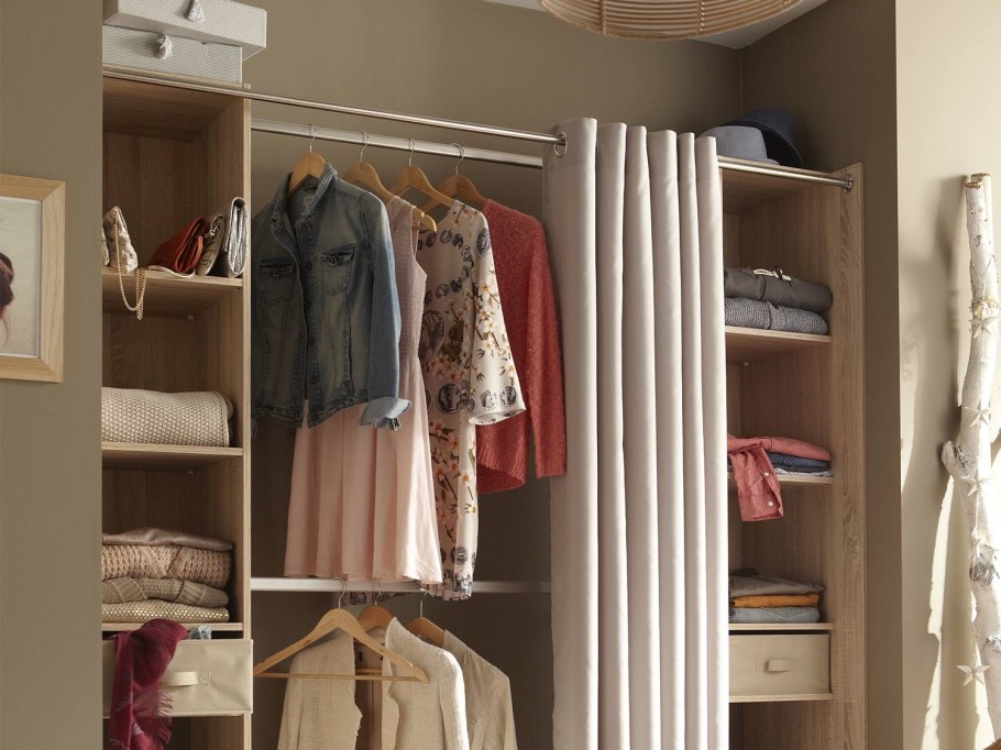 Системы хранения подушек и одеяла в гардеробной