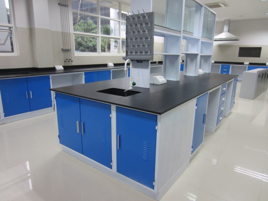 Лабораторная мебель для химической лаборатории
