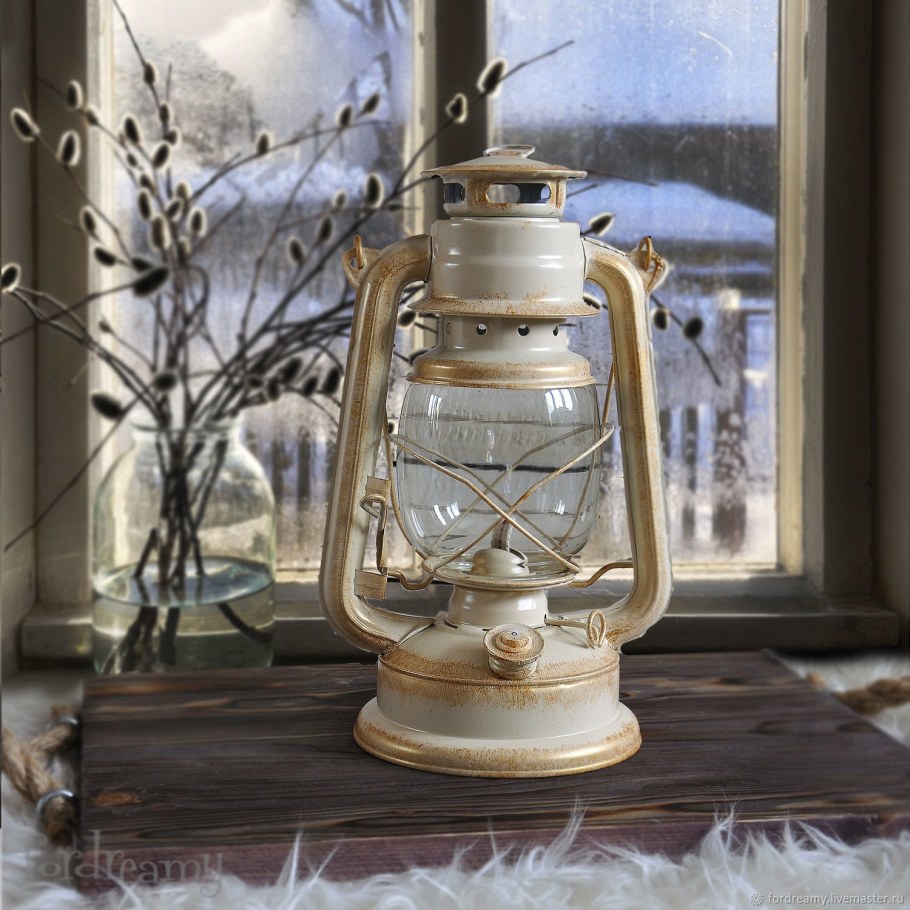 Керосиновая лампа на батарейках