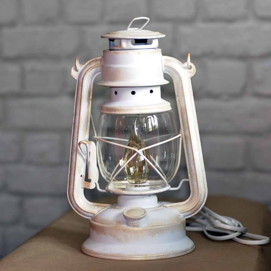 Настольная лампа керосинка электрическая