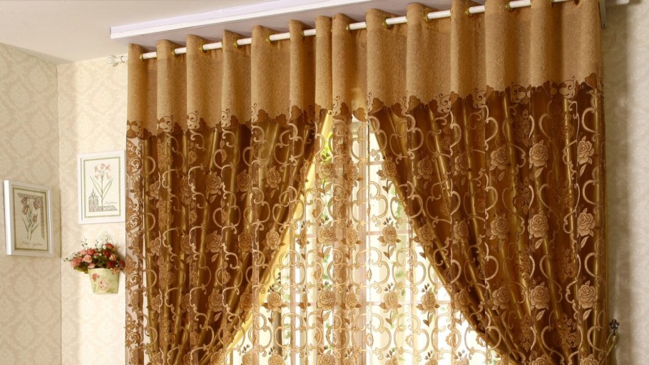 Шторы на люверсах с подхватами