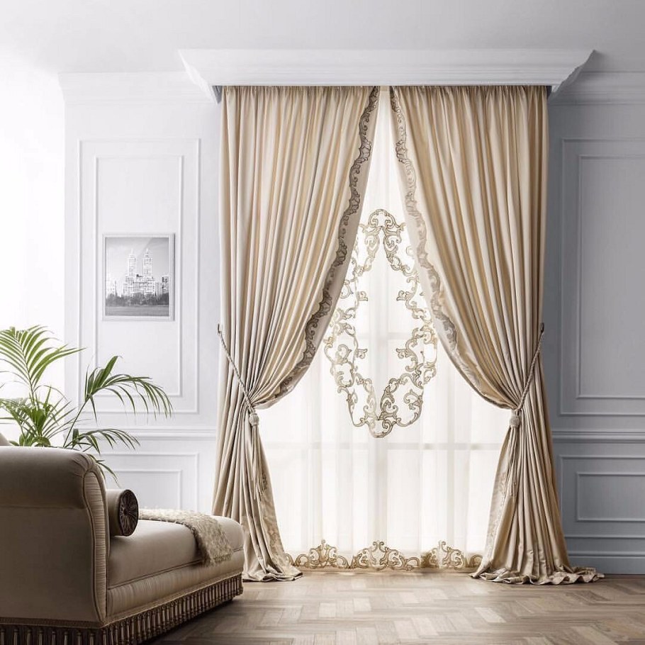 Шторы в гостиную в классическом