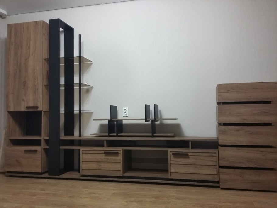 Nature 18 полка навесная дуб табачный Craft-черный