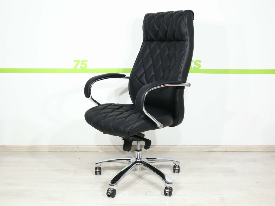 Кресло офисное / Бонд / (Black) сталь + хром / черная экокожа