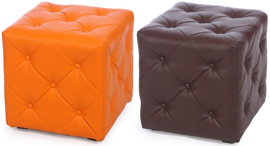 Маленький кожаный пуфик